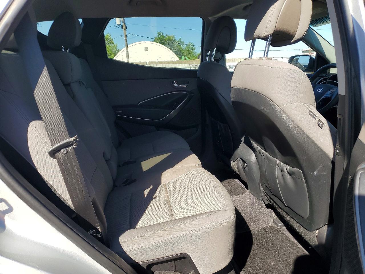 HYUNDAI SANTA FE SPORT 2018 — 12