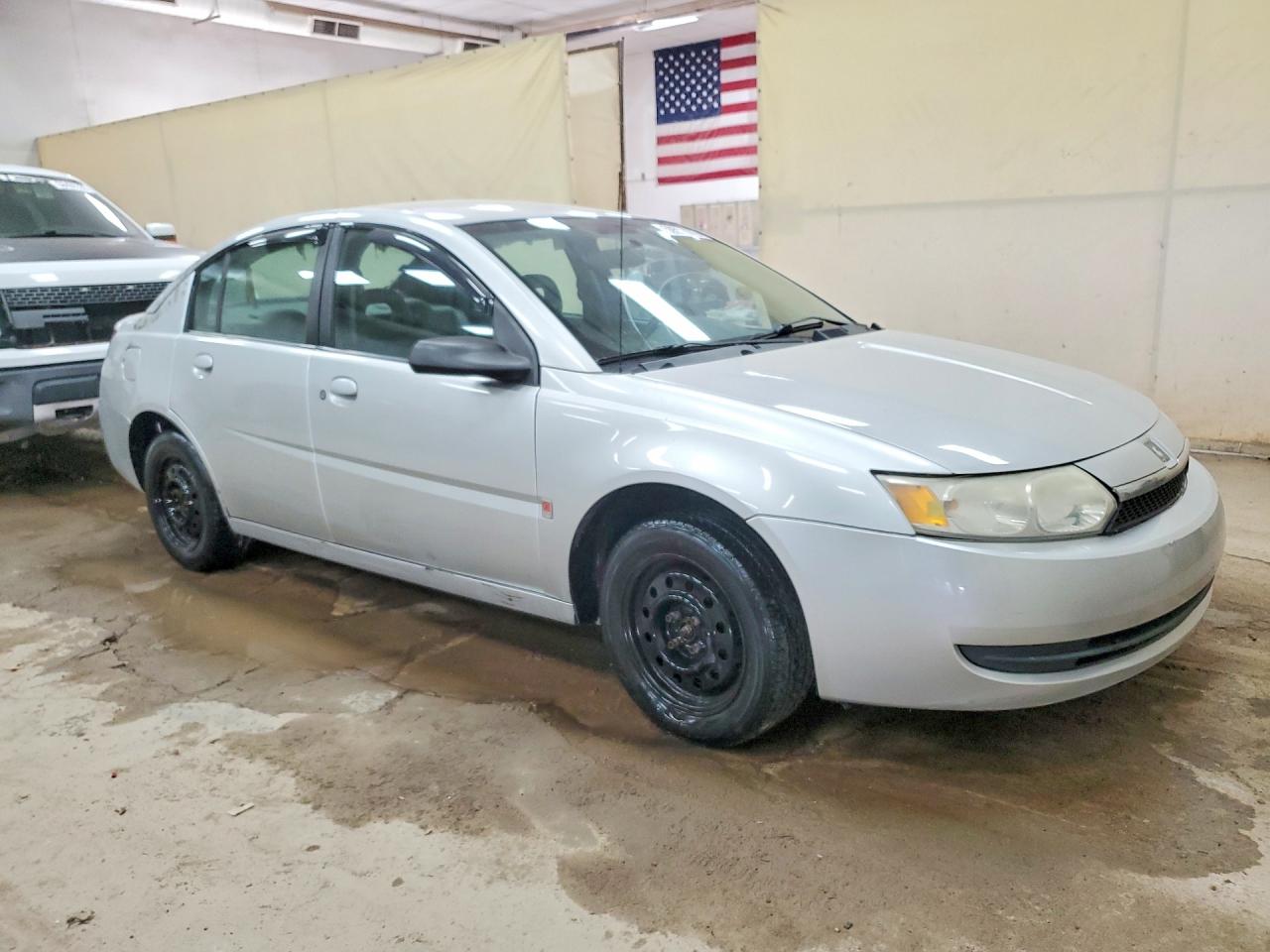 SATURN ION 2004 — 5