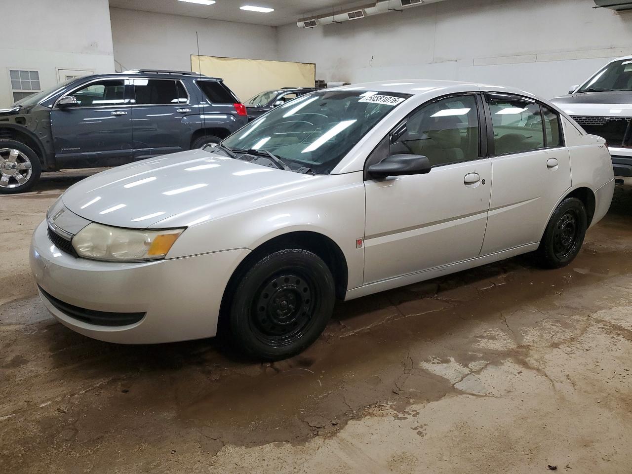 SATURN ION 2004 — 2