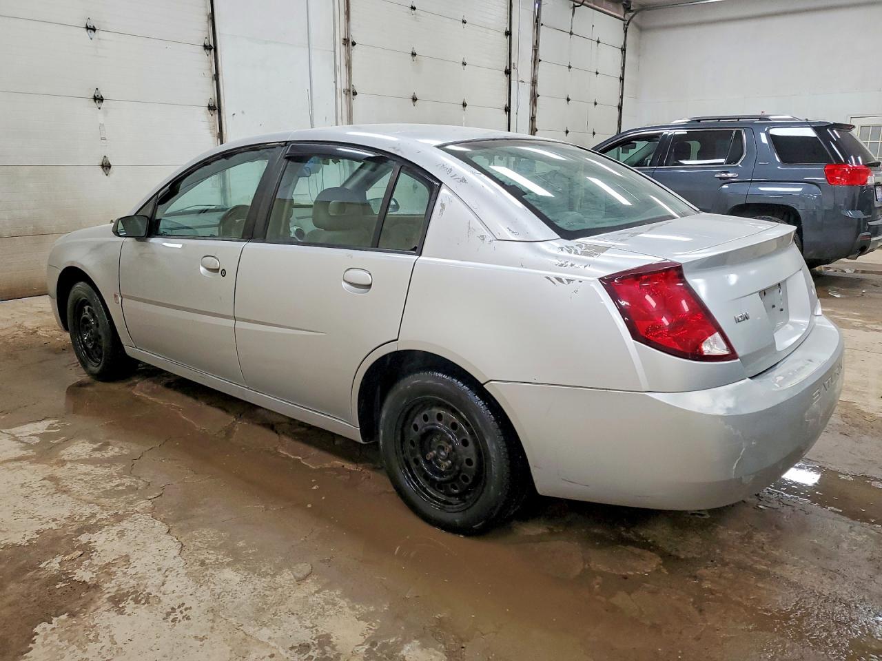 SATURN ION 2004 — 3