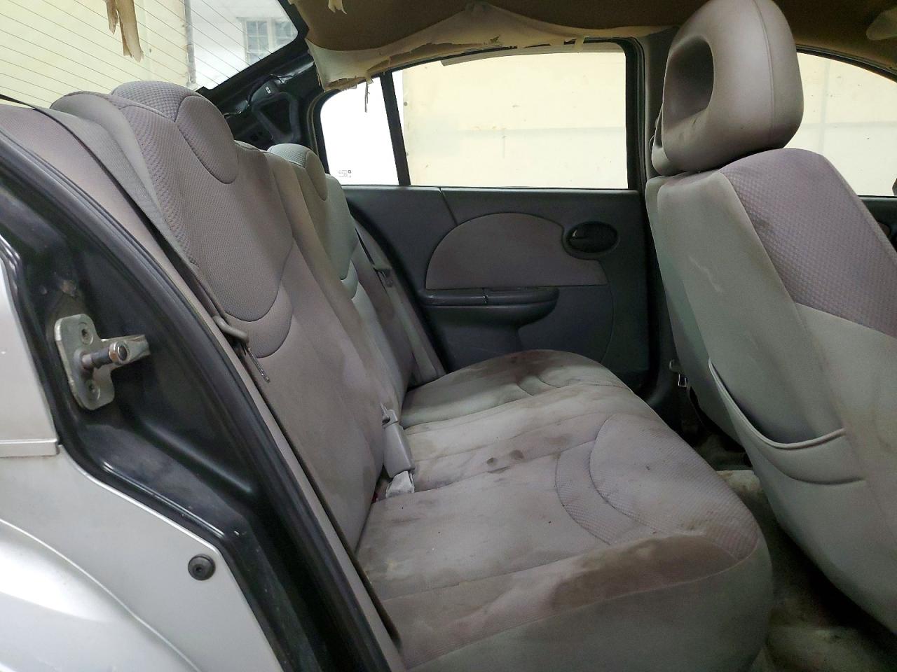 SATURN ION 2004 — 11