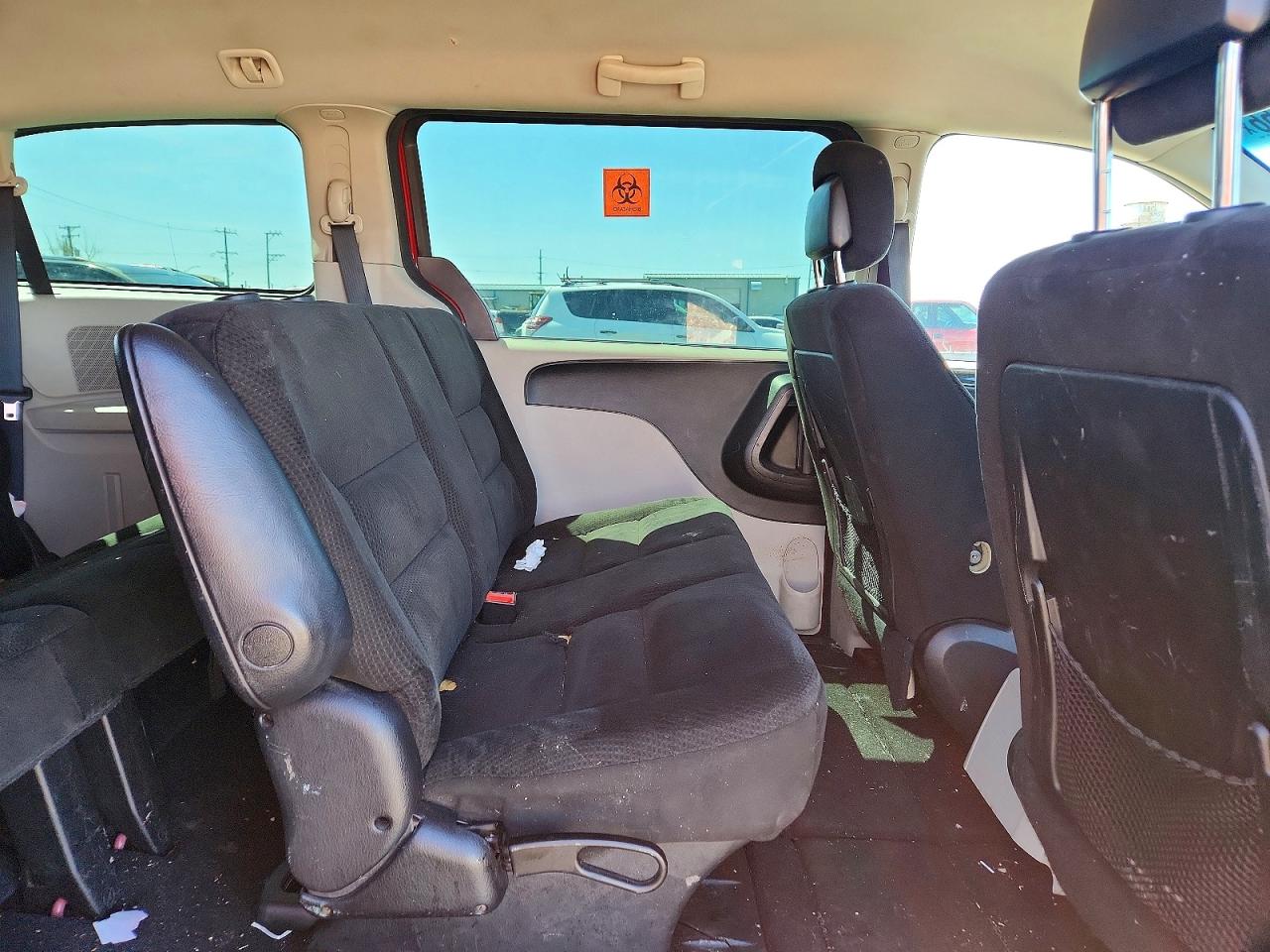 DODGE GRAND CARAVAN 2015 — 12