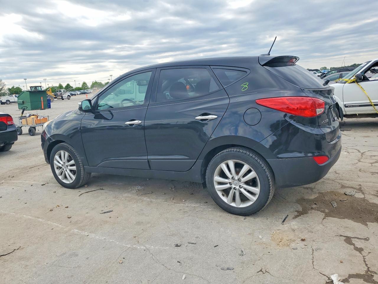 HYUNDAI TUCSON 2012 — 3