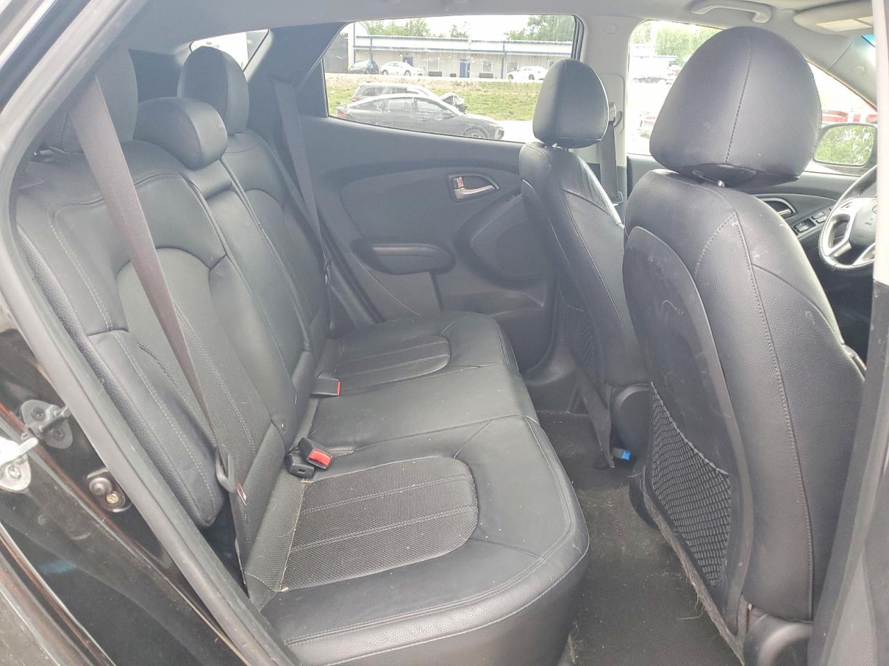 HYUNDAI TUCSON 2012 — 12