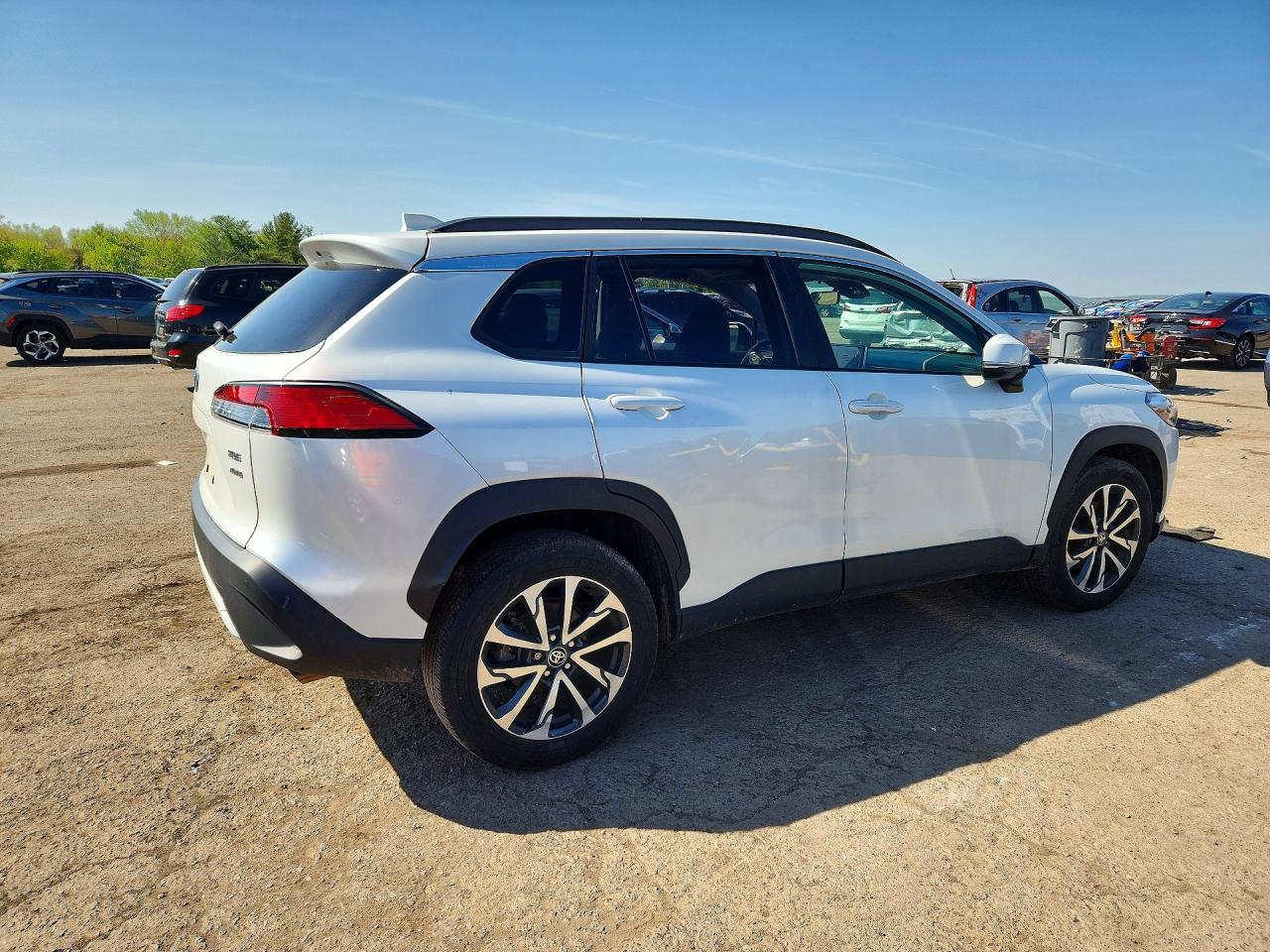 TOYOTA COROLLA CROSS 2023 — 4