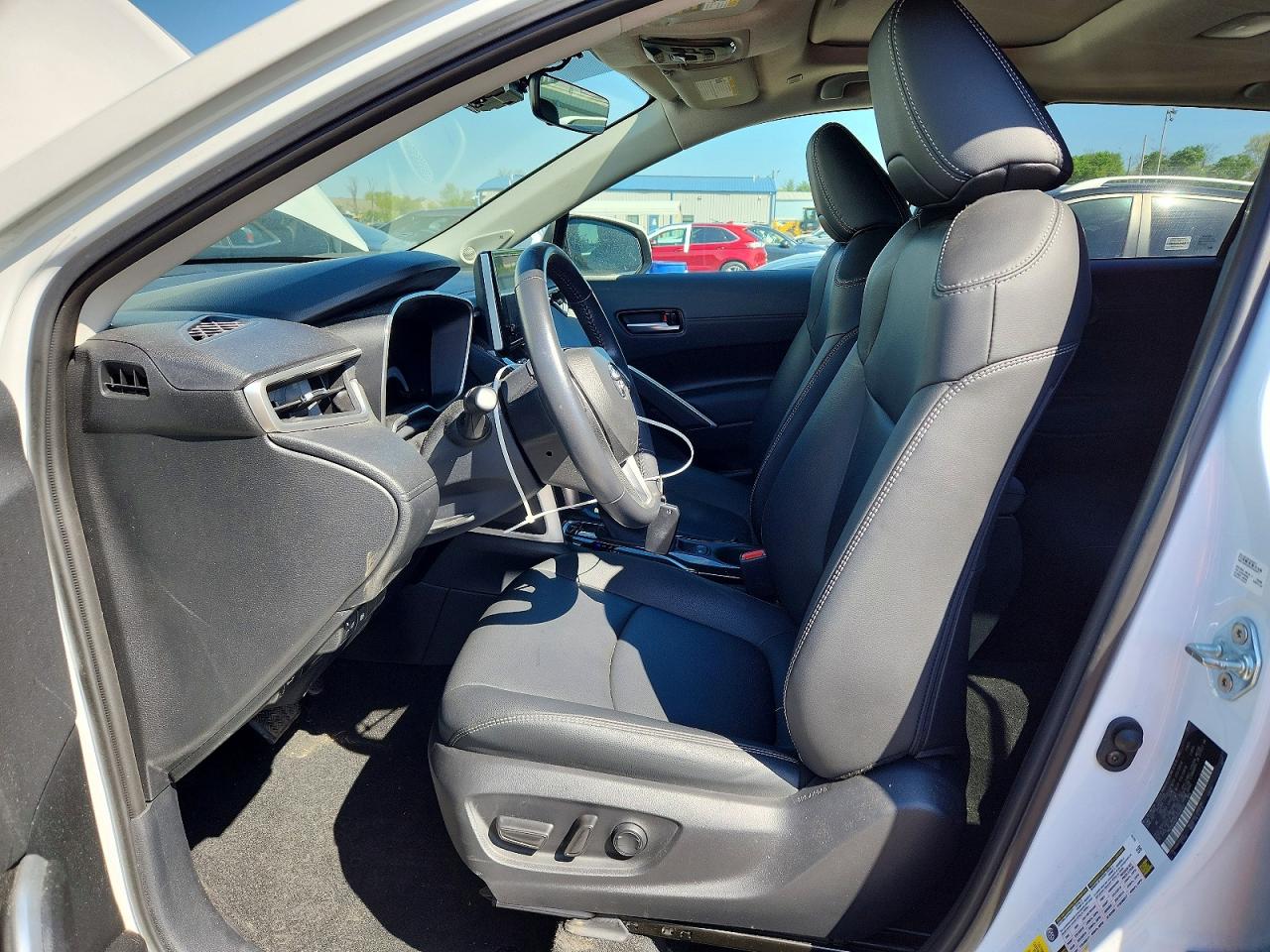 TOYOTA COROLLA CROSS 2023 — 8