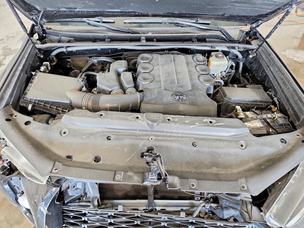 TOYOTA 4RUNNER 2018 — 12