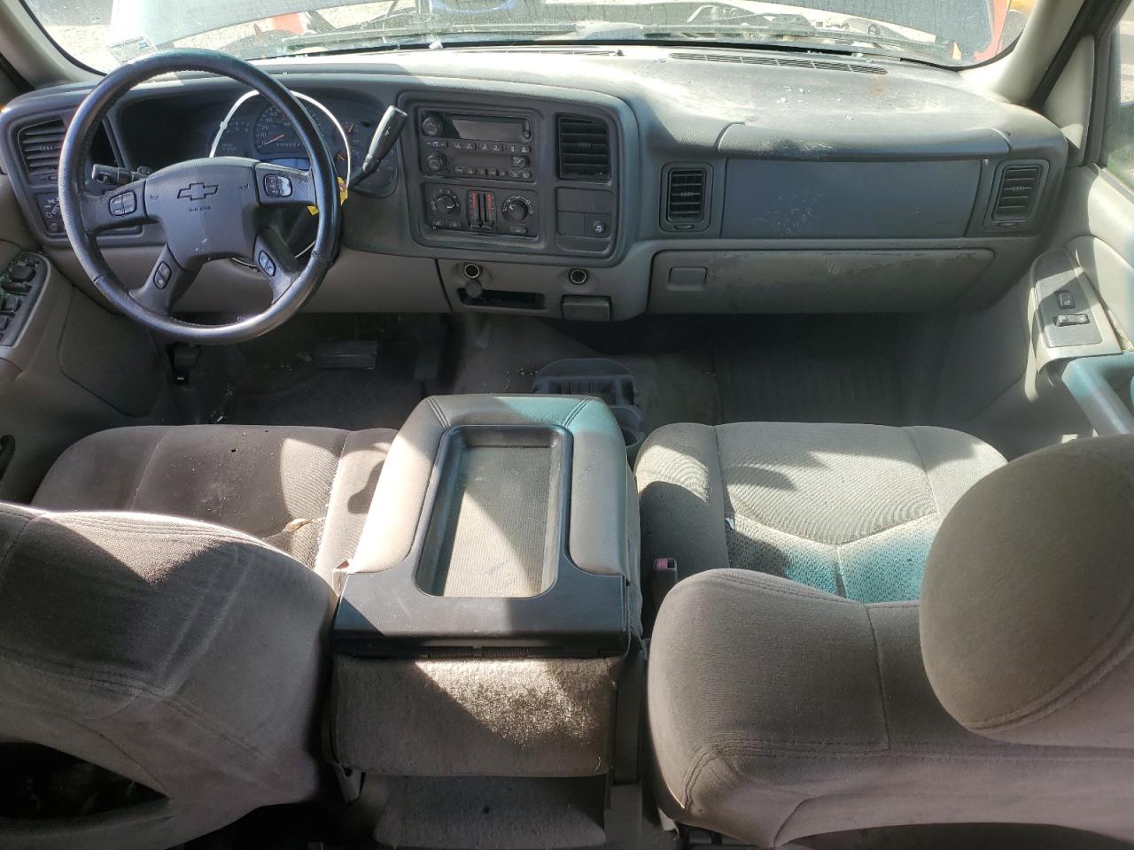 CHEVROLET SUBURBAN 2006 — 9