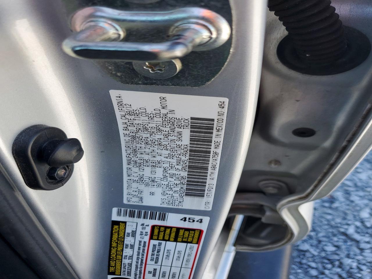 TOYOTA TACOMA 2013 — 13
