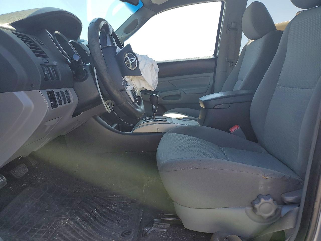 TOYOTA TACOMA 2013 — 8