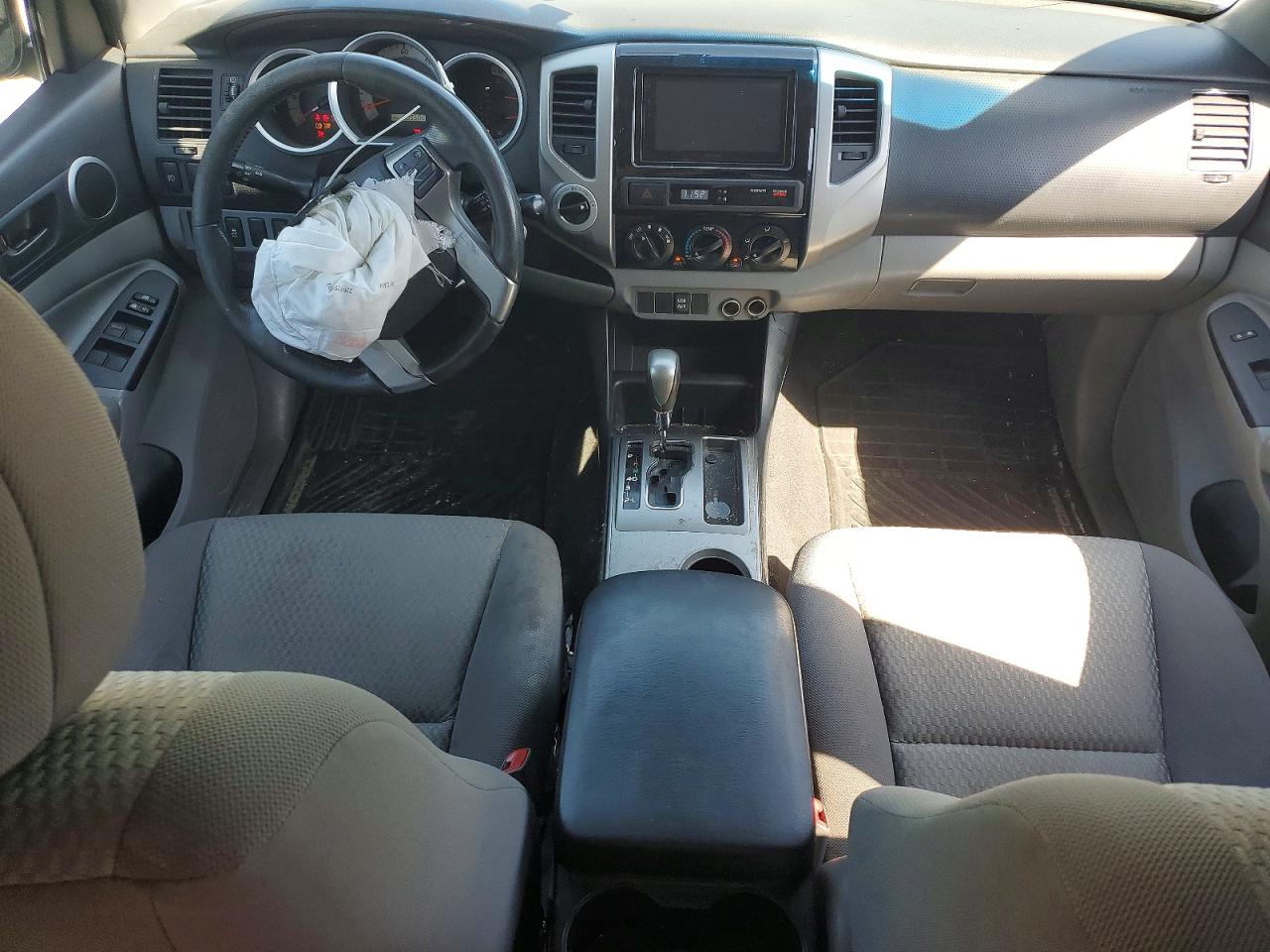 TOYOTA TACOMA 2013 — 9