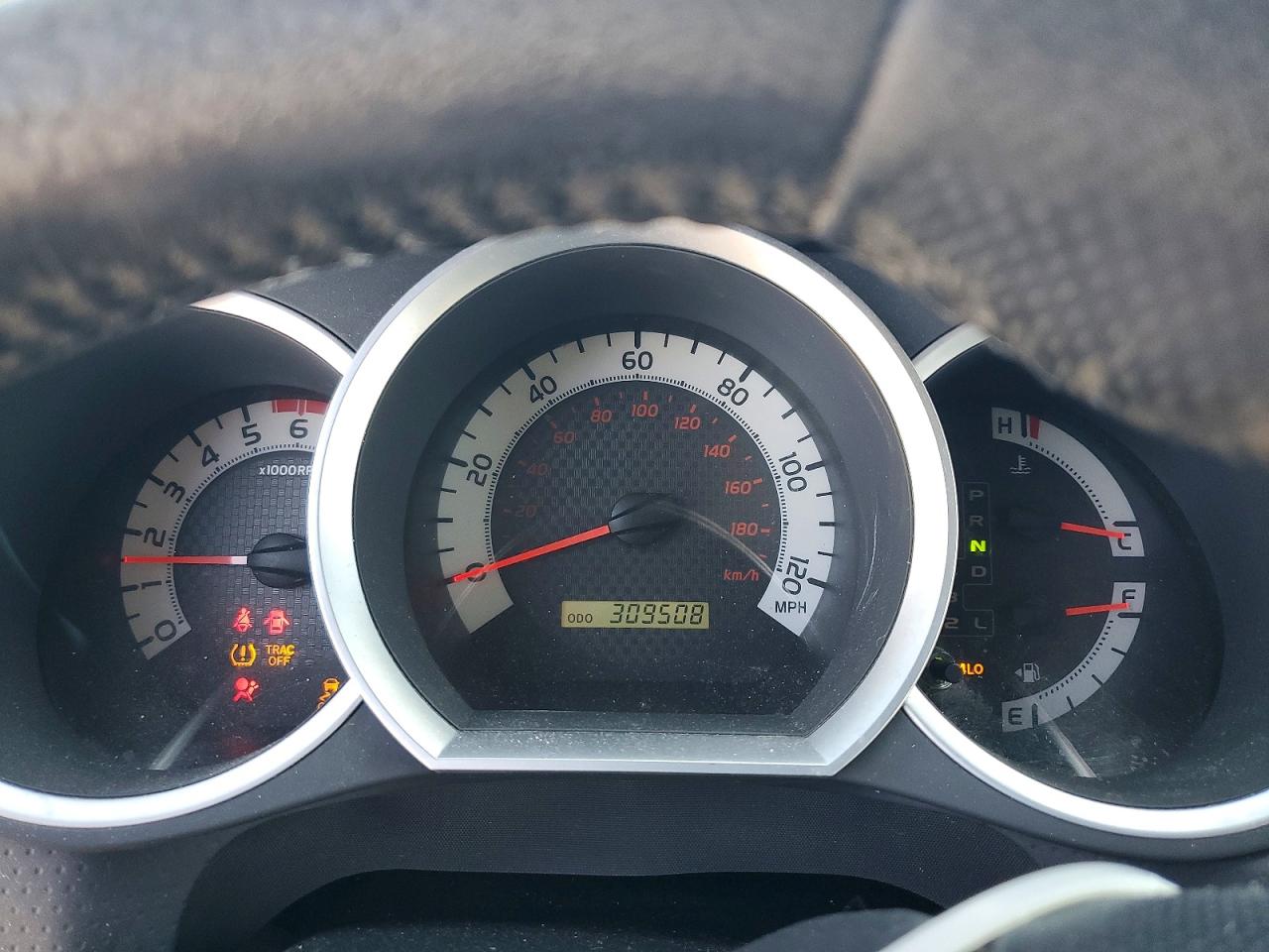 TOYOTA TACOMA 2013 — 10
