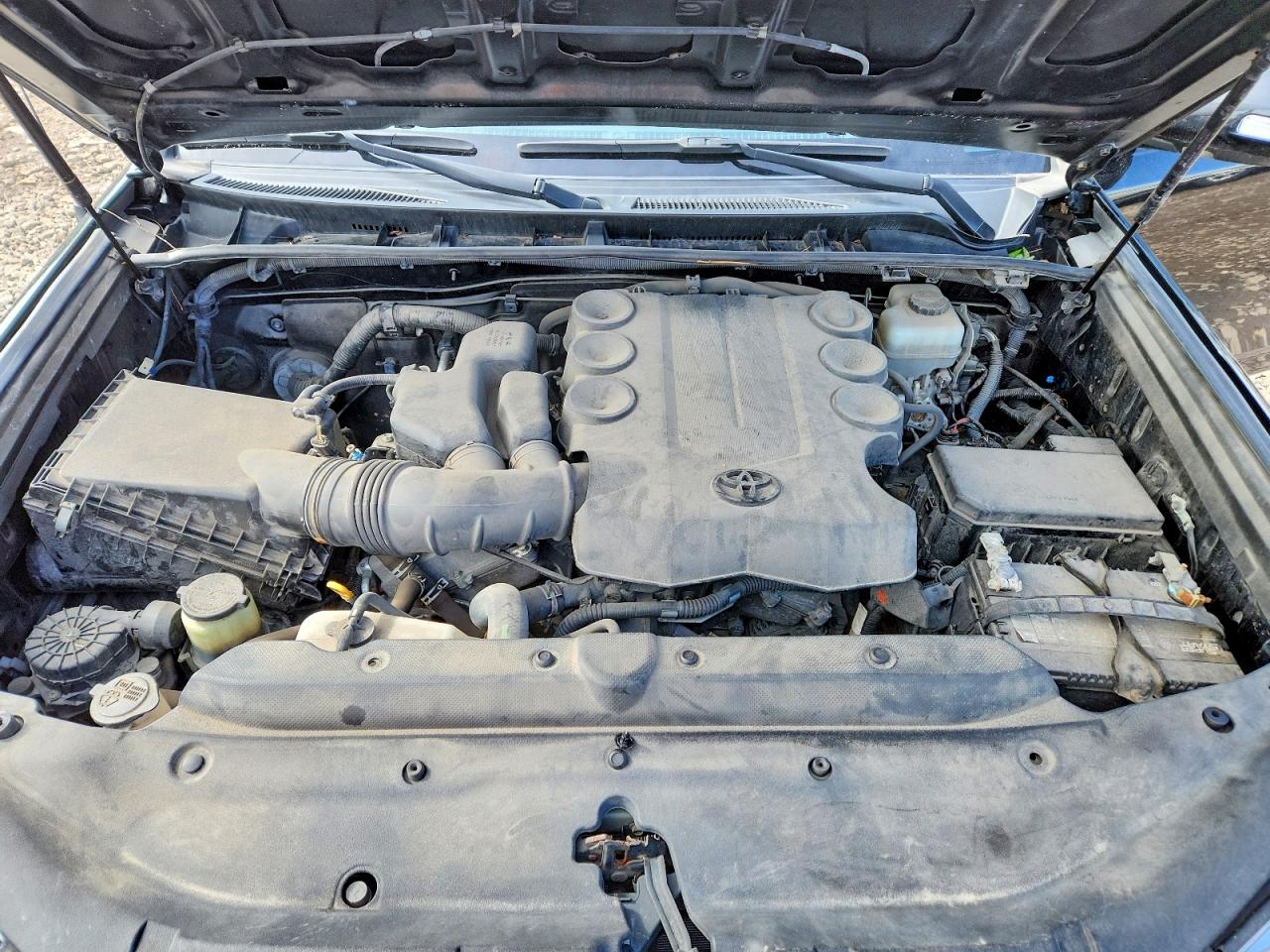 TOYOTA 4RUNNER 2013 — 13