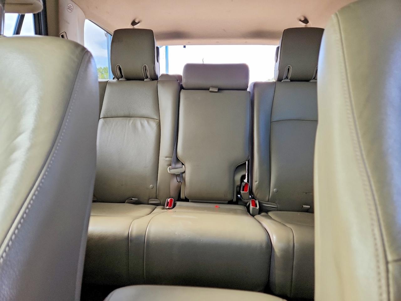 TOYOTA 4RUNNER 2013 — 11