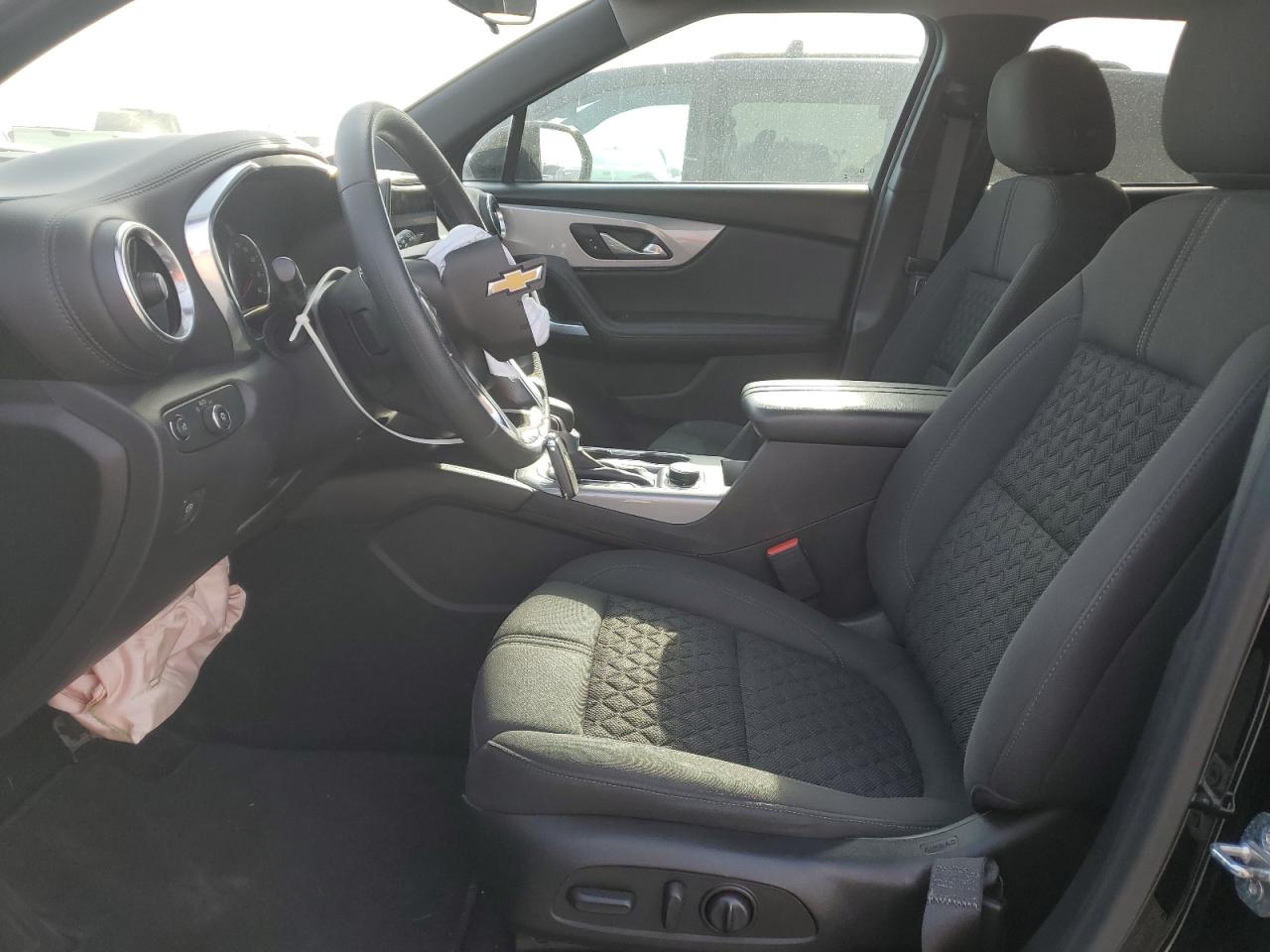 CHEVROLET BLAZER 2022 — 8