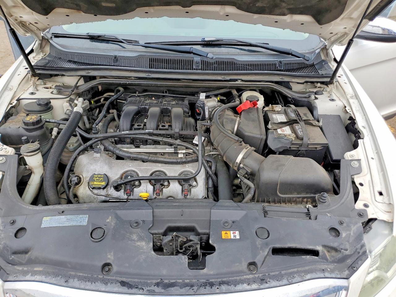 FORD TAURUS 2011 — 12