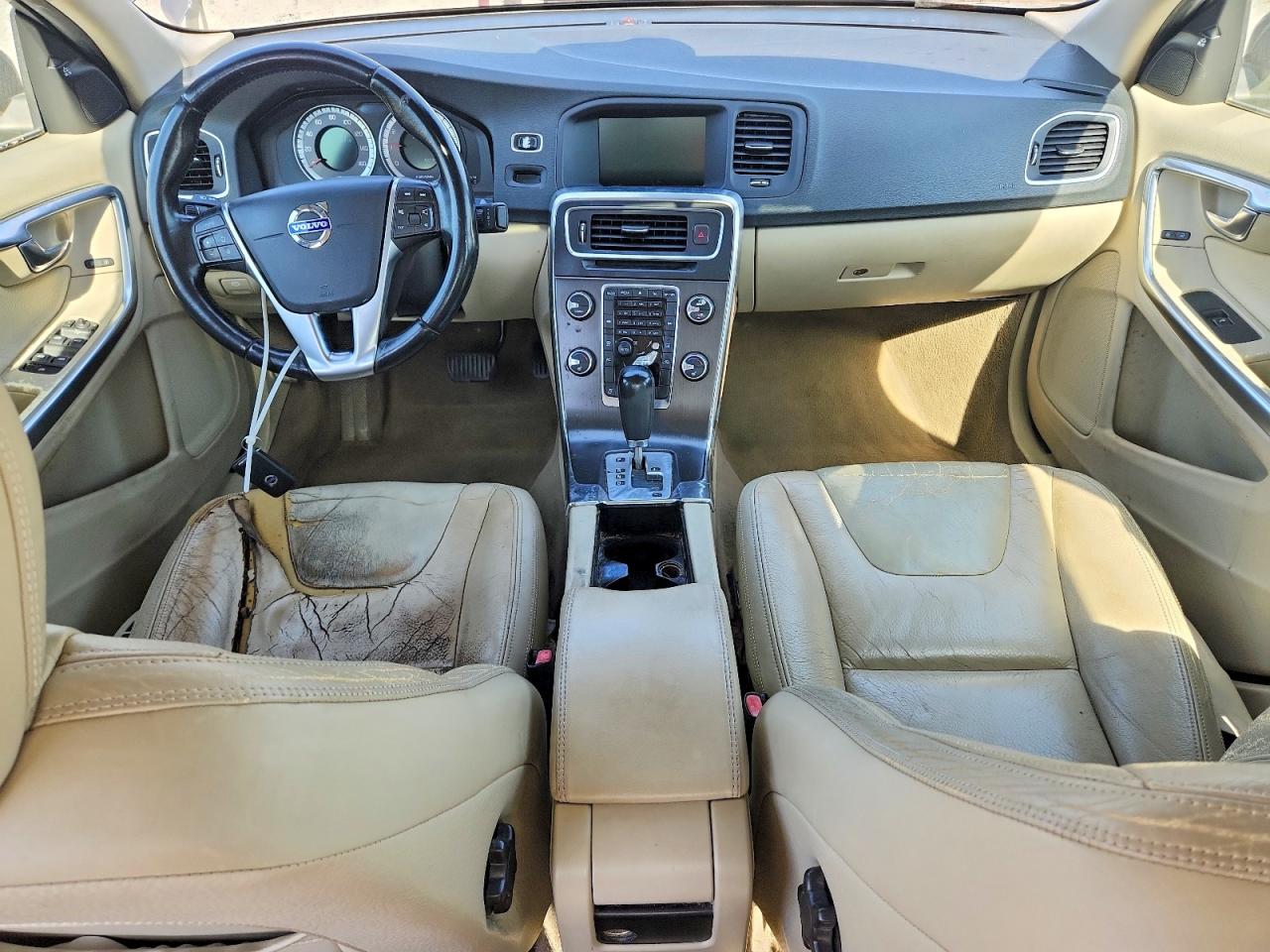 VOLVO S60 2012 — 9