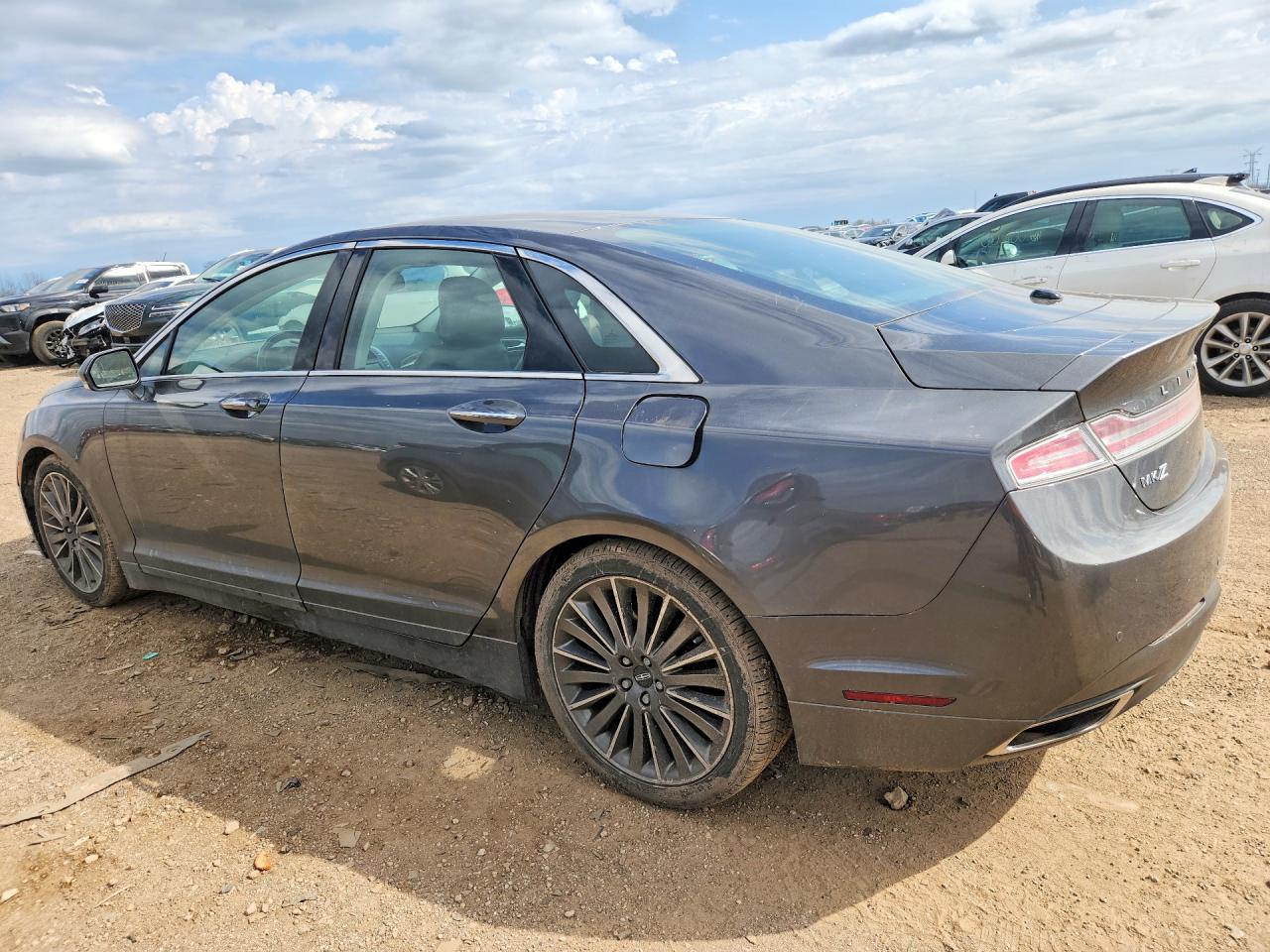 LINCOLN MKZ 2016 — 3