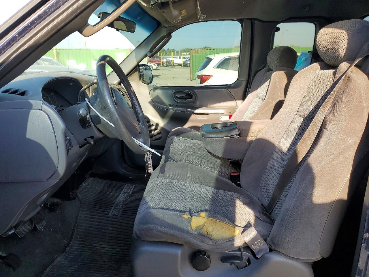 FORD F150 2002 — 8