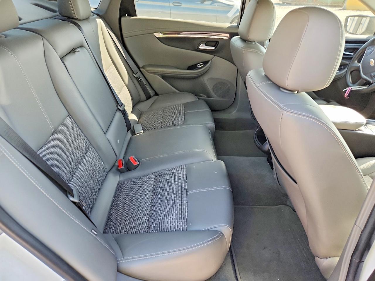 CHEVROLET IMPALA 2019 — 11