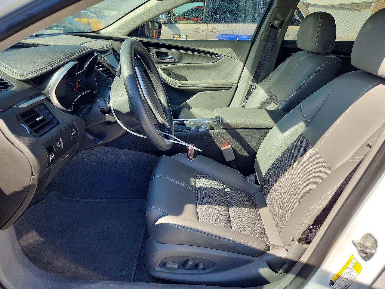 CHEVROLET IMPALA 2019 — 8