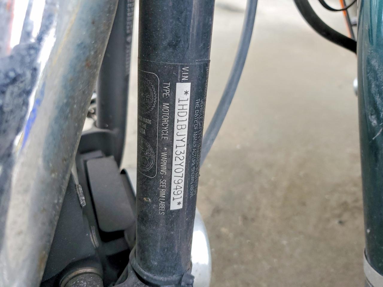 HARLEY-DAVIDSON FLSTC 2002 — 9