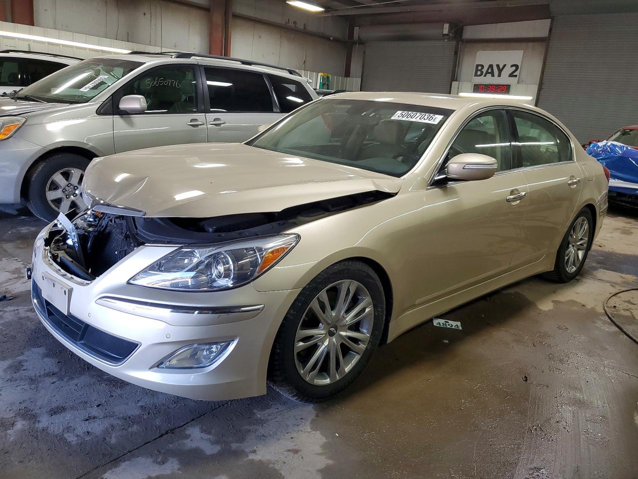 HYUNDAI GENESIS 2012 — 2
