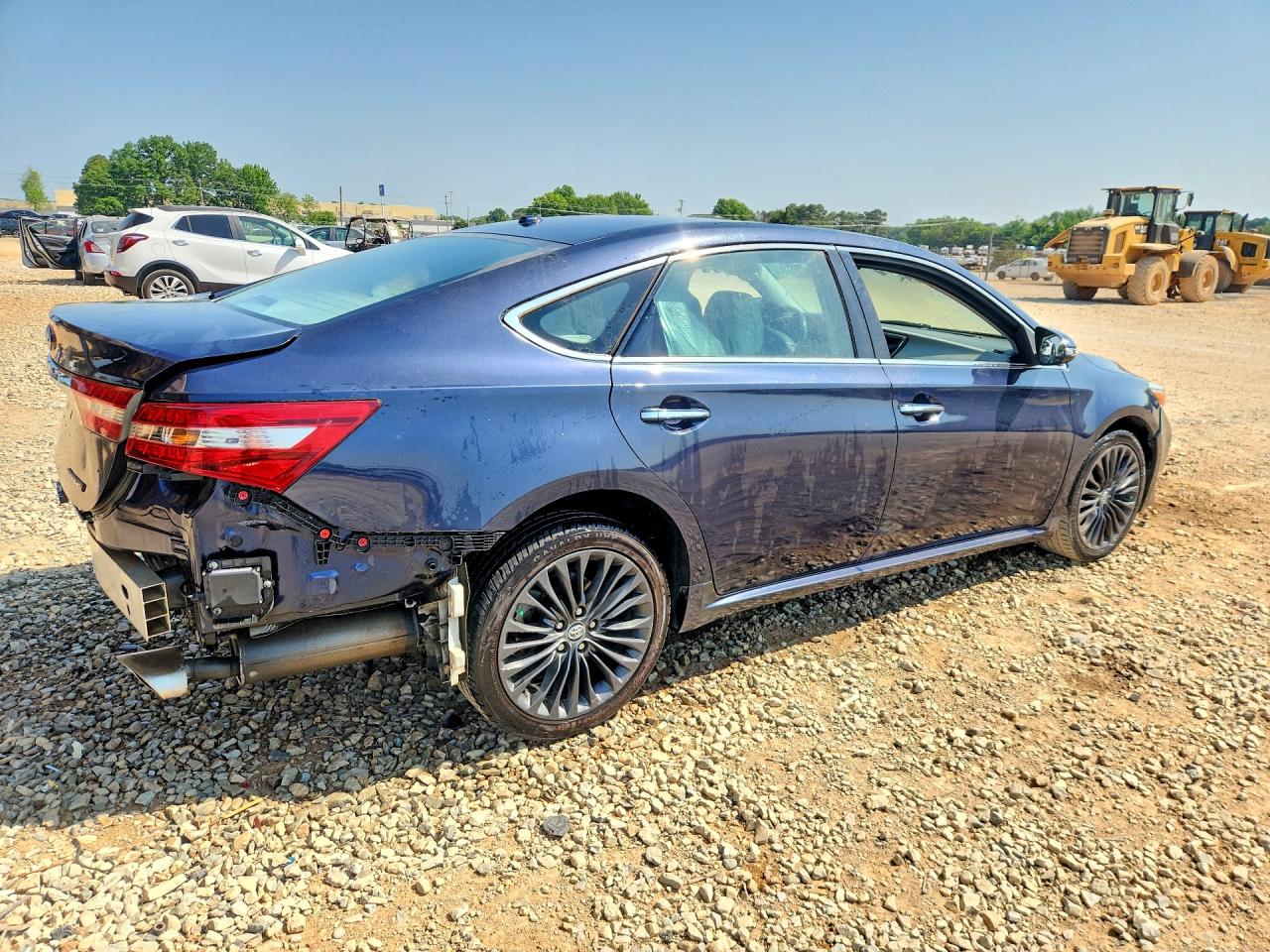 TOYOTA AVALON 2016 — 4