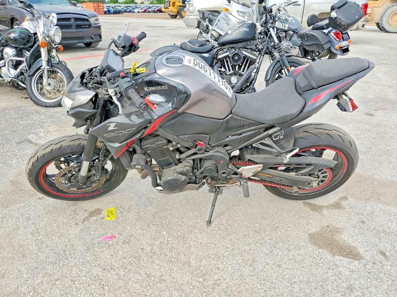 KAWASAKI ZR900 2023 — 4