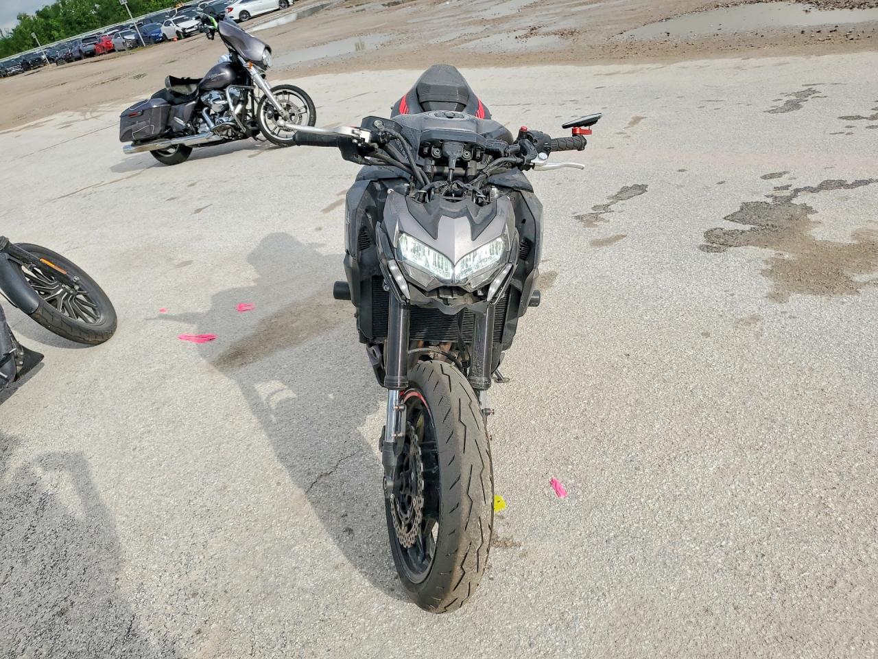 KAWASAKI ZR900 2023 — 3