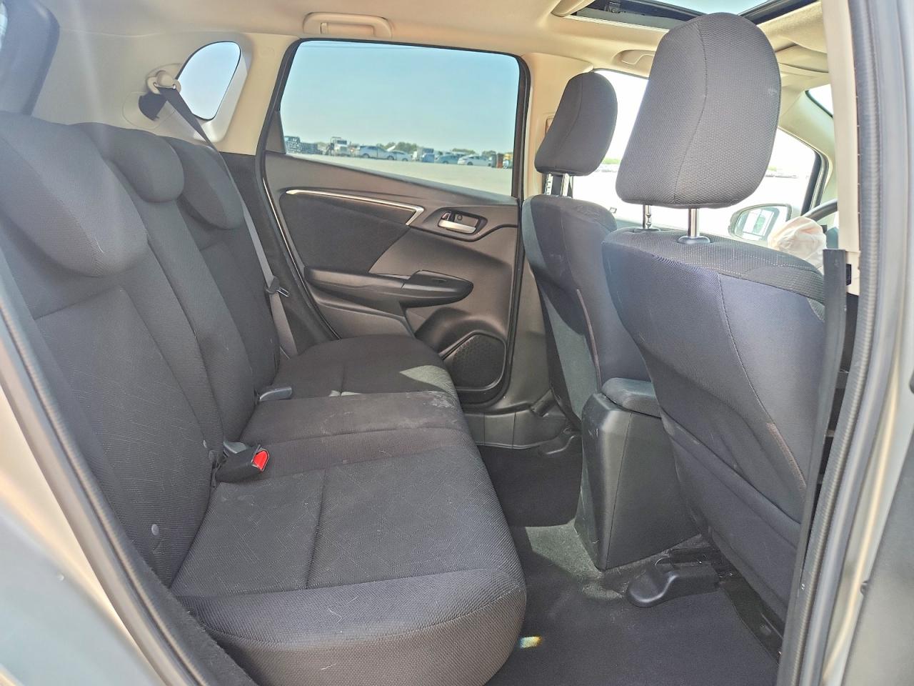 HONDA FIT 2016 — 12