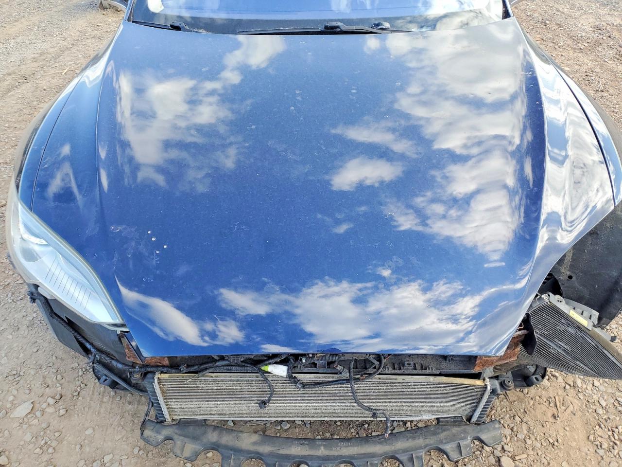 TESLA MODEL S 2014 — 13