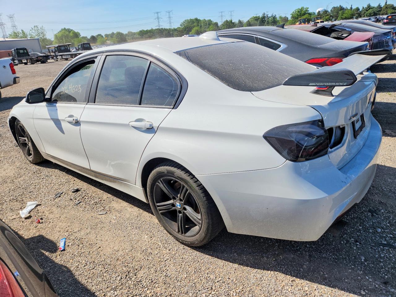 BMW 320 2014 — 3