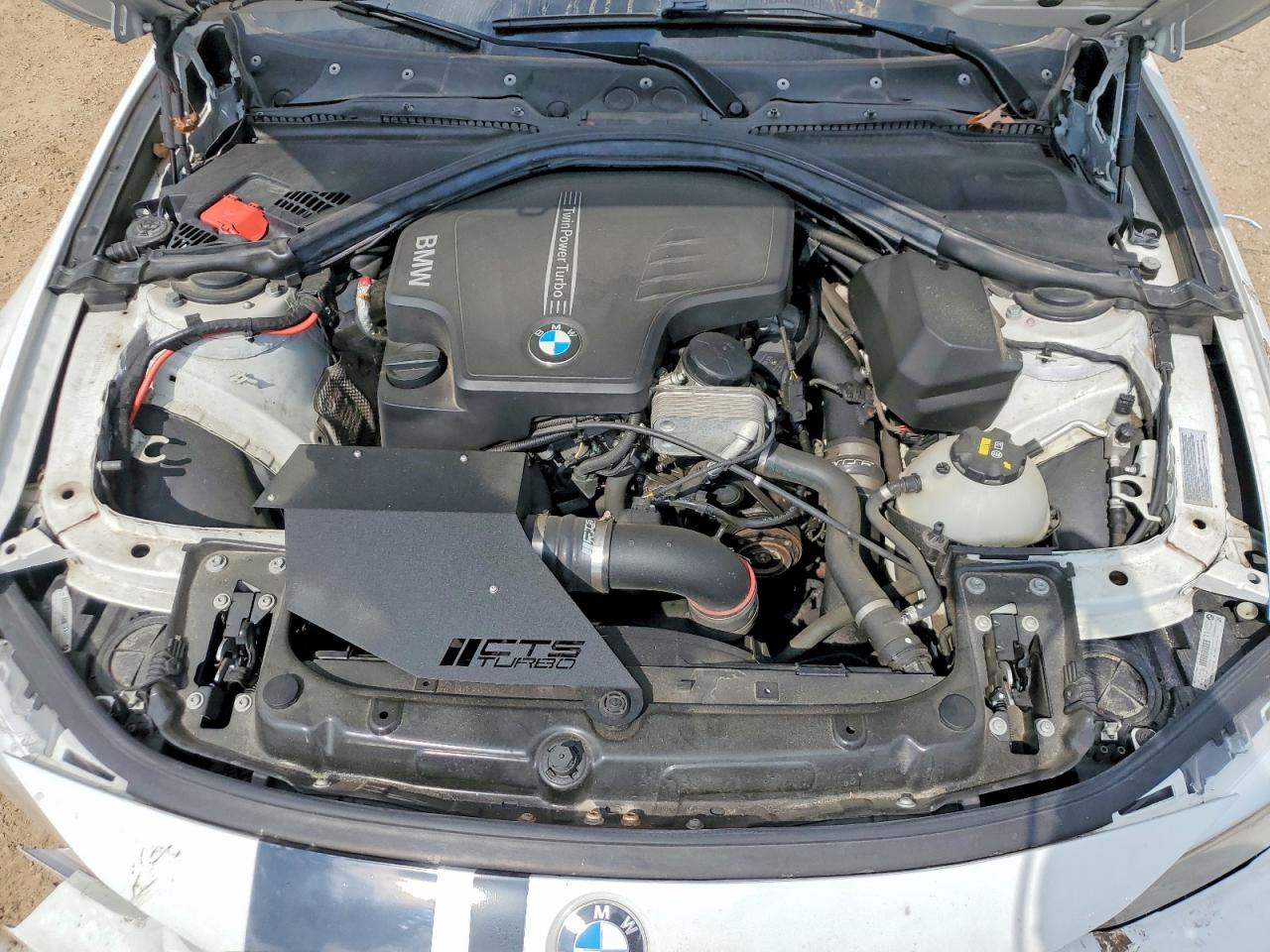 BMW 320 2014 — 12