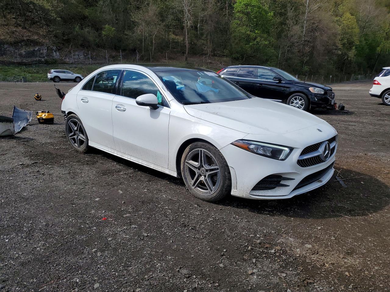 2022 MERCEDES-BENZ A 220 4MATIC
