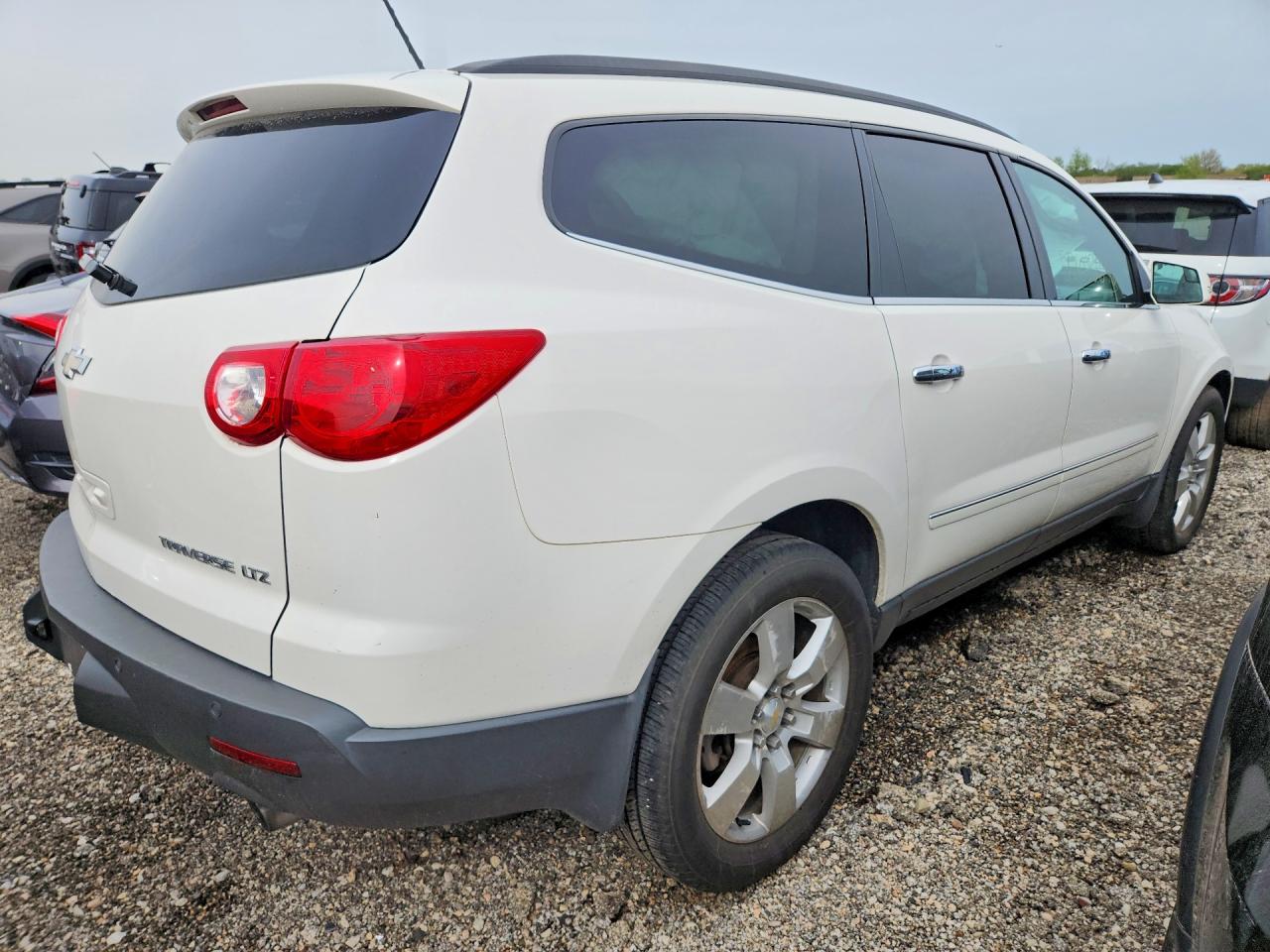 CHEVROLET TRAVERSE 2010 — 4