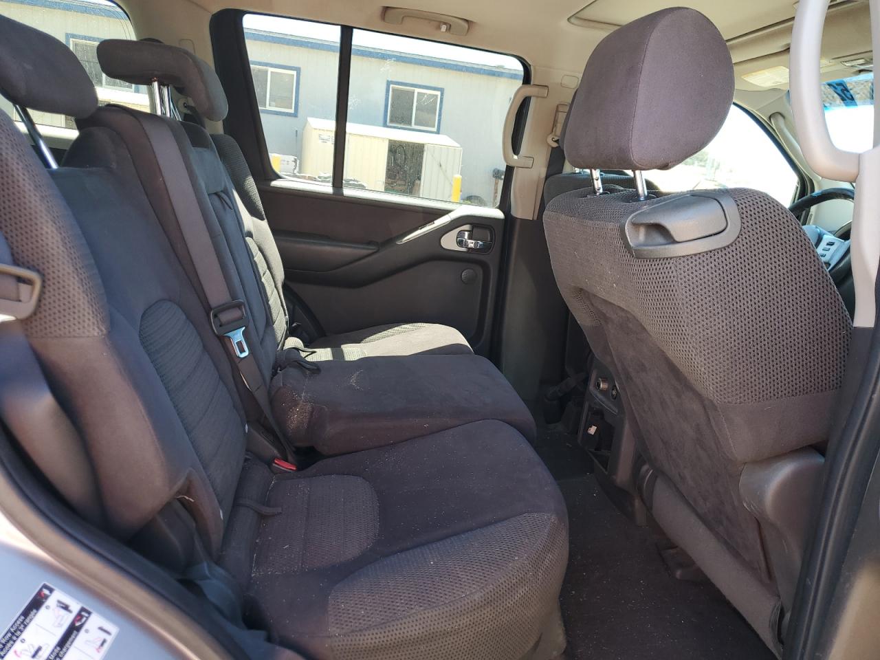 NISSAN PATHFINDER 2006 — 12