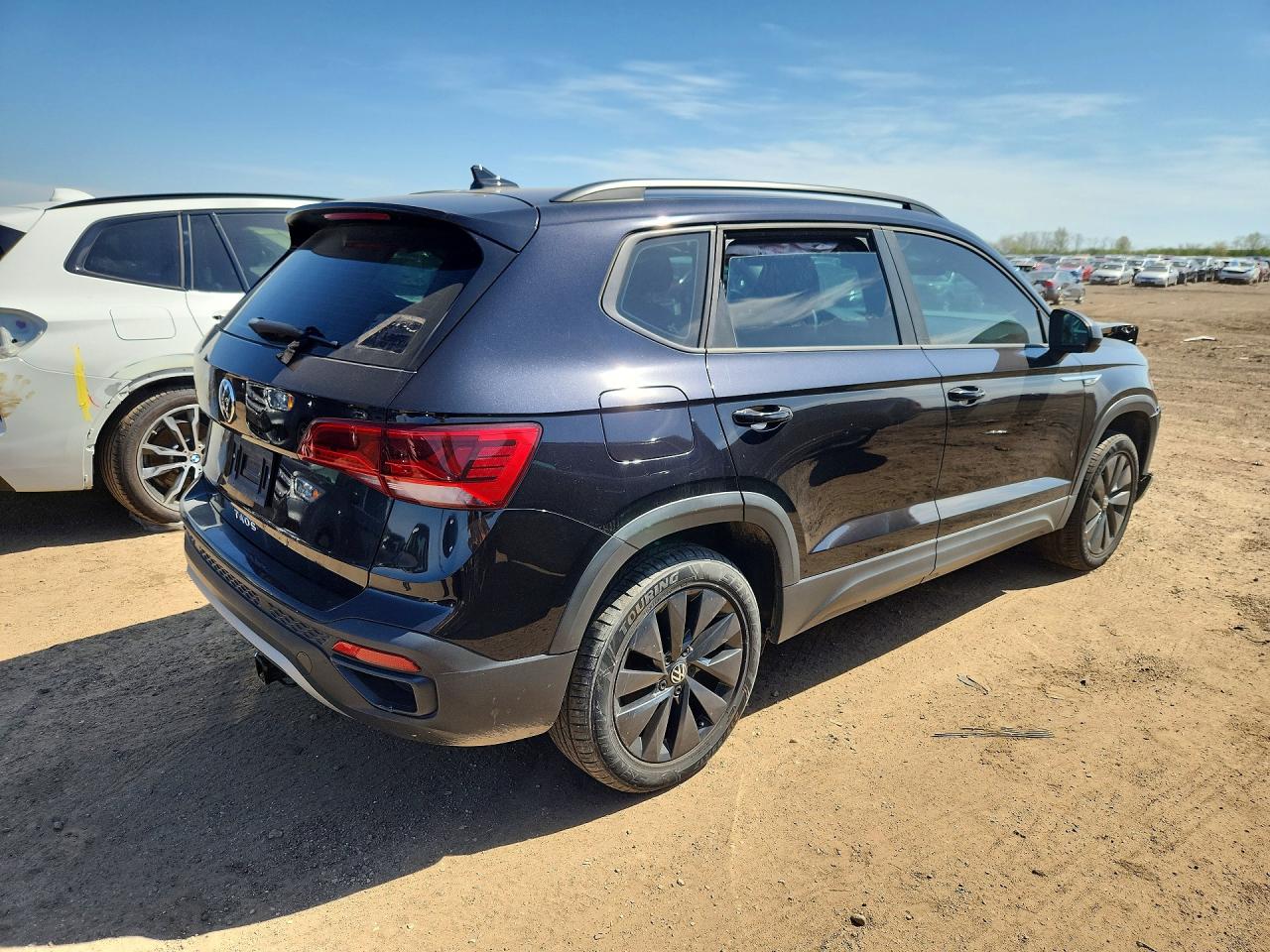 VOLKSWAGEN TAOS 2022 — 4
