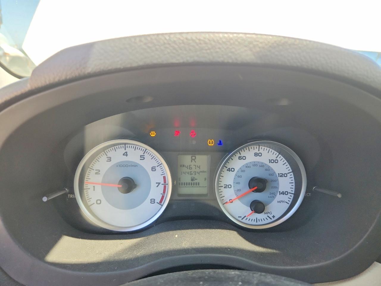 SUBARU IMPREZA 2014 — 10