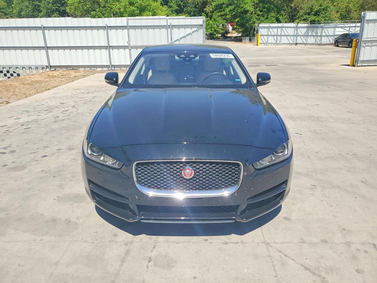 JAGUAR XE 2018 — 6