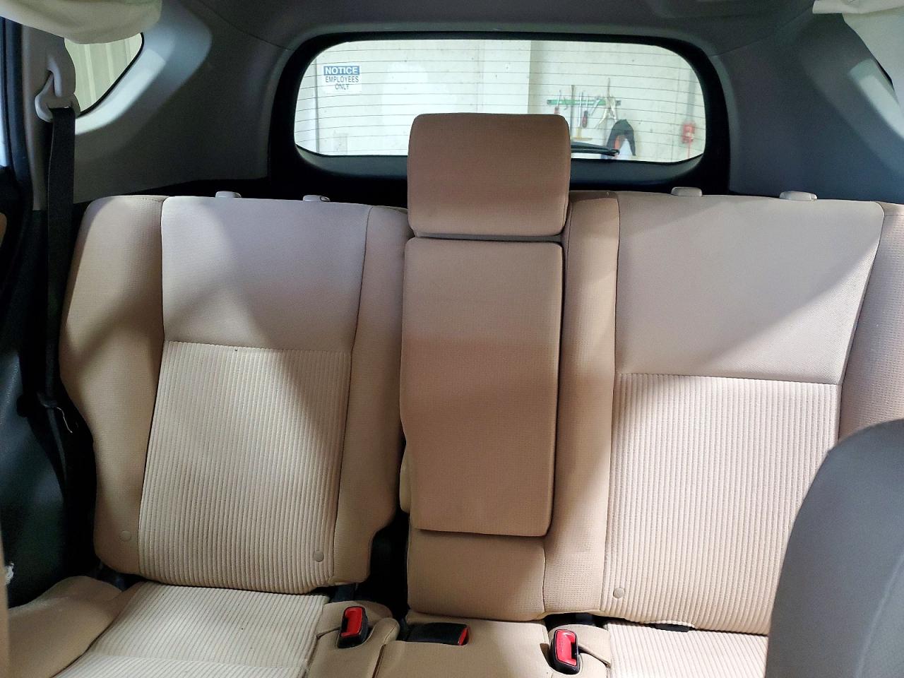 TOYOTA RAV4 2014 — 11