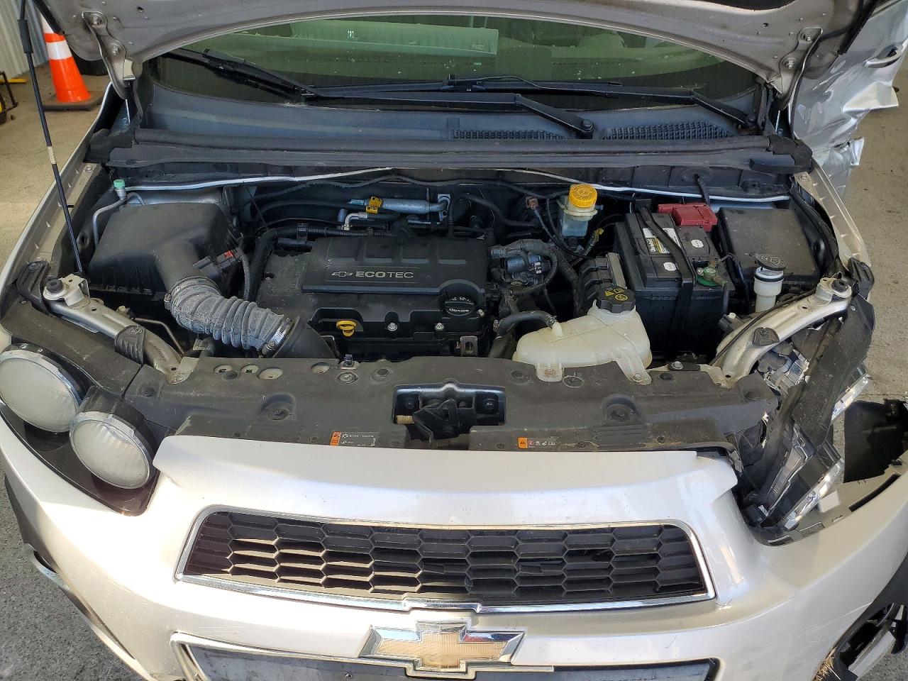 CHEVROLET SONIC 2014 — 12