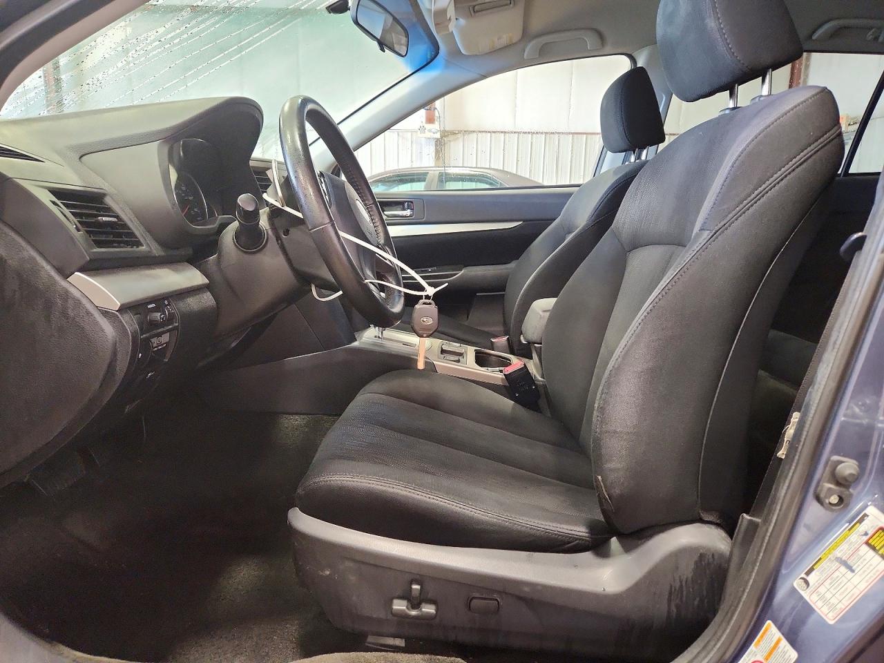 SUBARU OUTBACK 2013 — 8