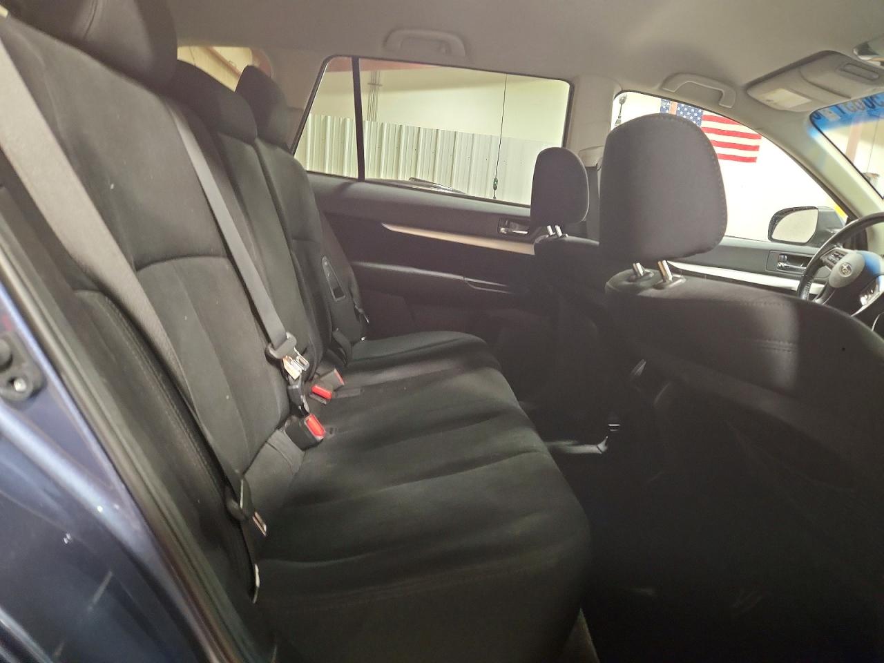 SUBARU OUTBACK 2013 — 12