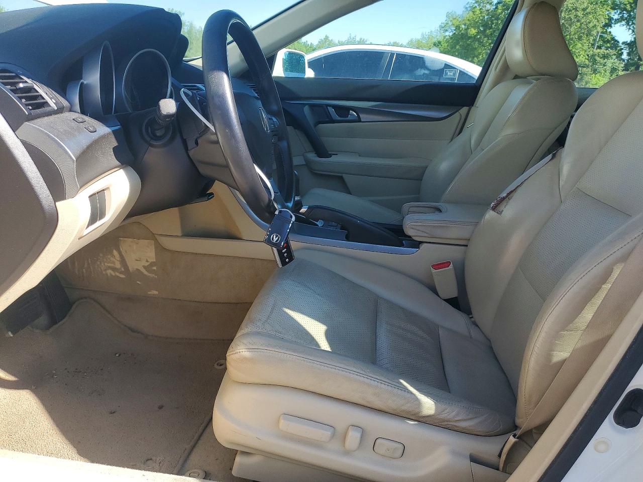 ACURA TL 2010 — 8