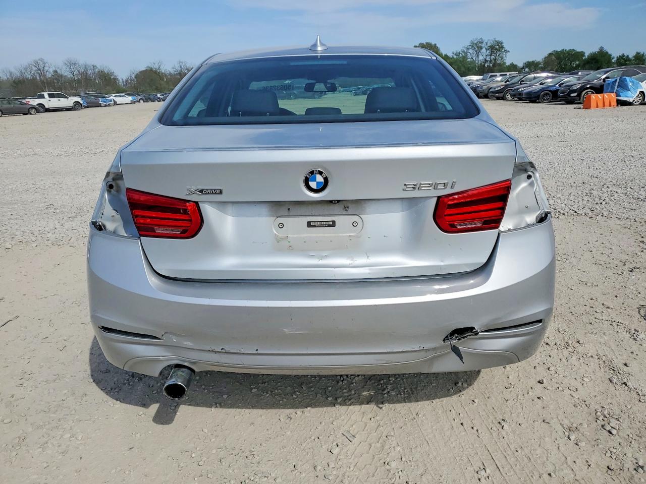BMW 320 2018 — 7