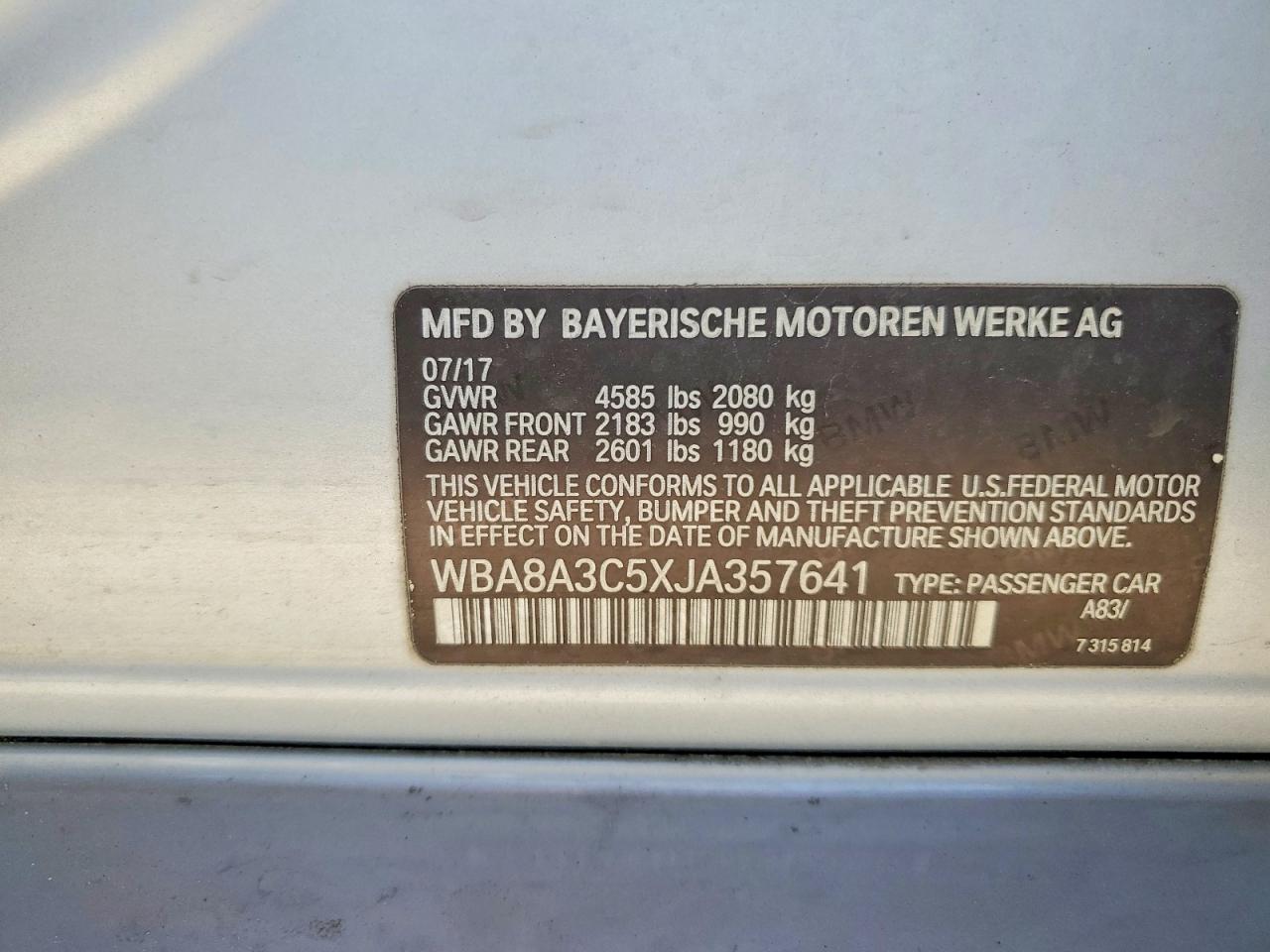 BMW 320 2018 — 13