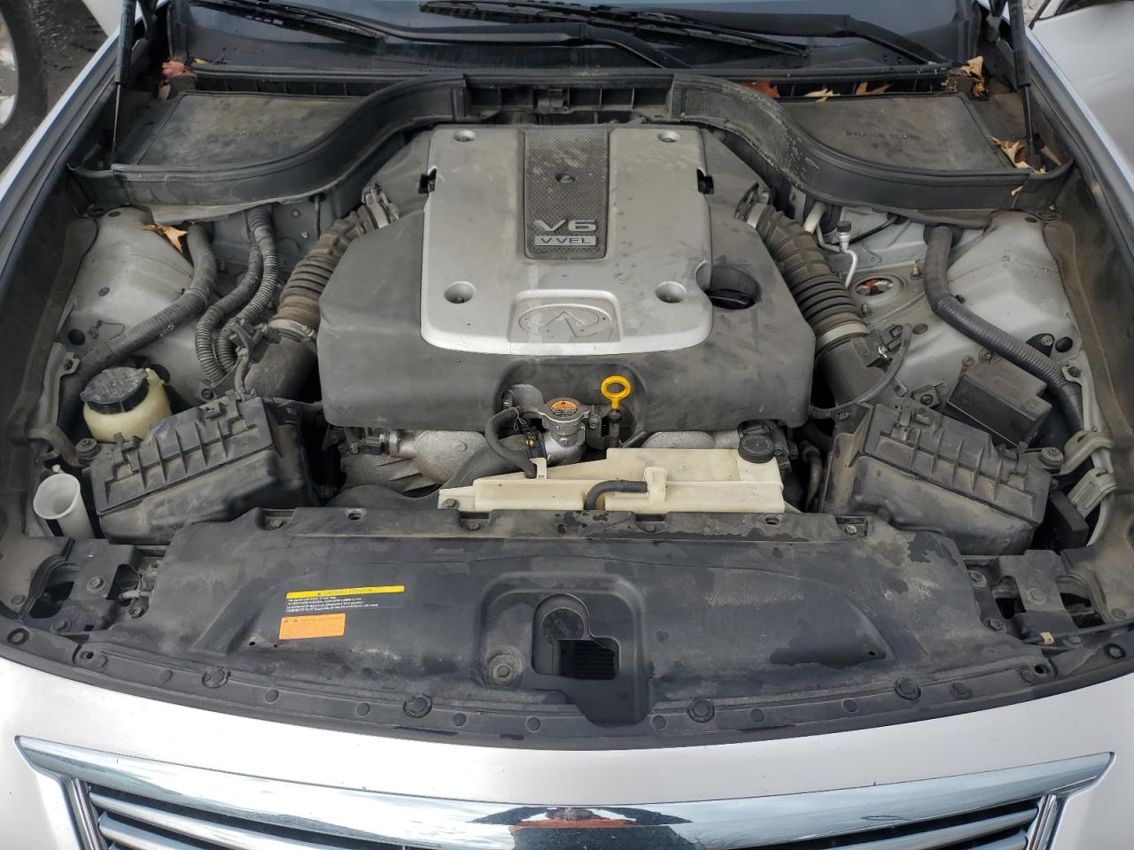 INFINITI G37 2011 — 12