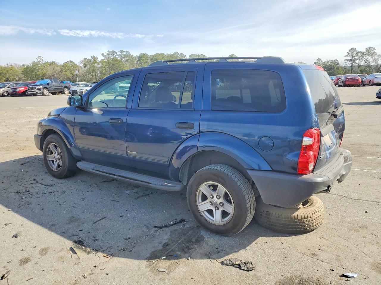 DODGE DURANGO 2005 — 3