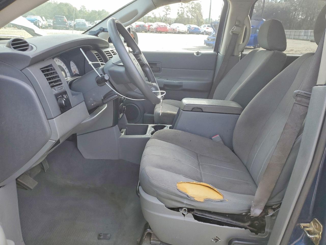 DODGE DURANGO 2005 — 8